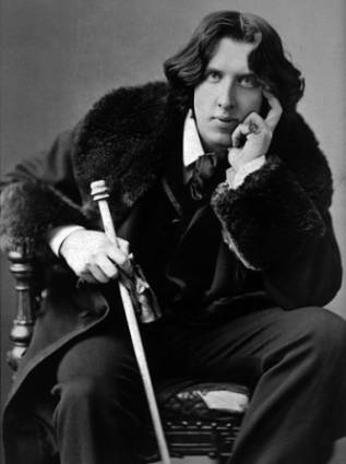 399px-Oscar_Wilde_portrait